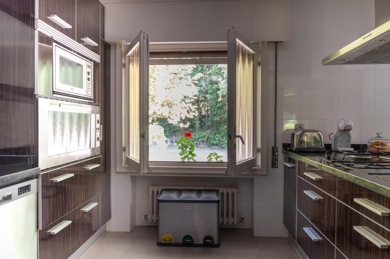 Fidalsa Relax Inn Urduliz ภายนอก รูปภาพ